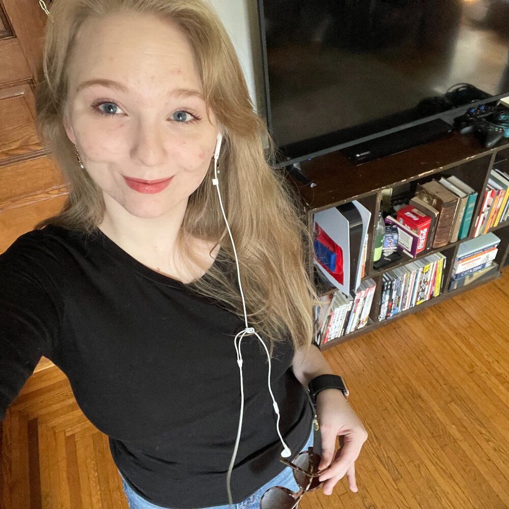 Meet your Posher, Jona